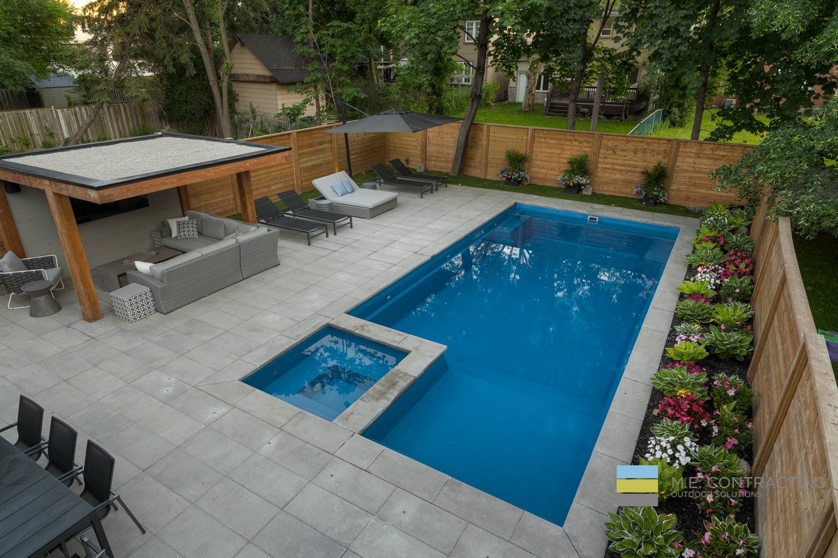 M.E. Contracting landscaping project in Toronto, Lyonsgate